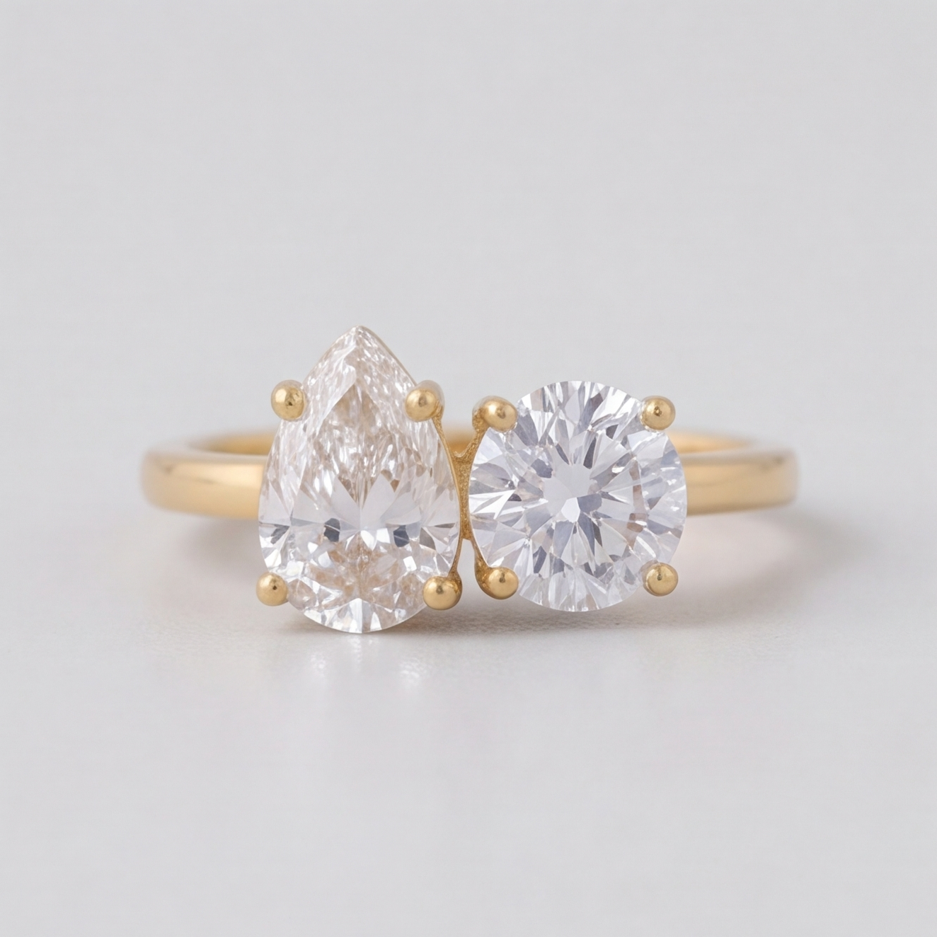 3 Ct. Lab-Grown Diamond Toi et Moi Pear & Round Cut (VS-EF)