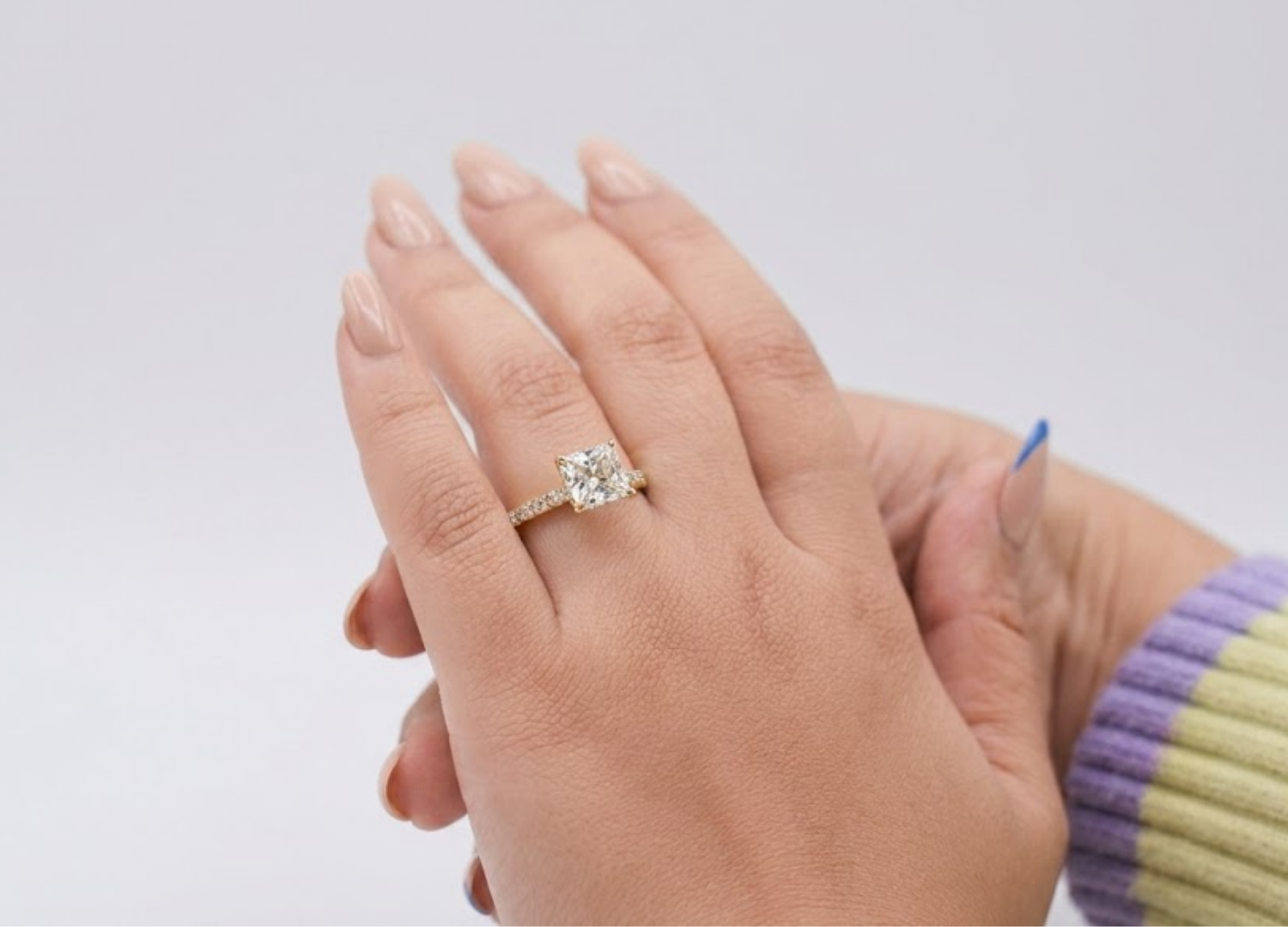2.00tcw (VS-EF) Princess Cut Lab-Grown Diamond Pavé Engagement Ring in Gold