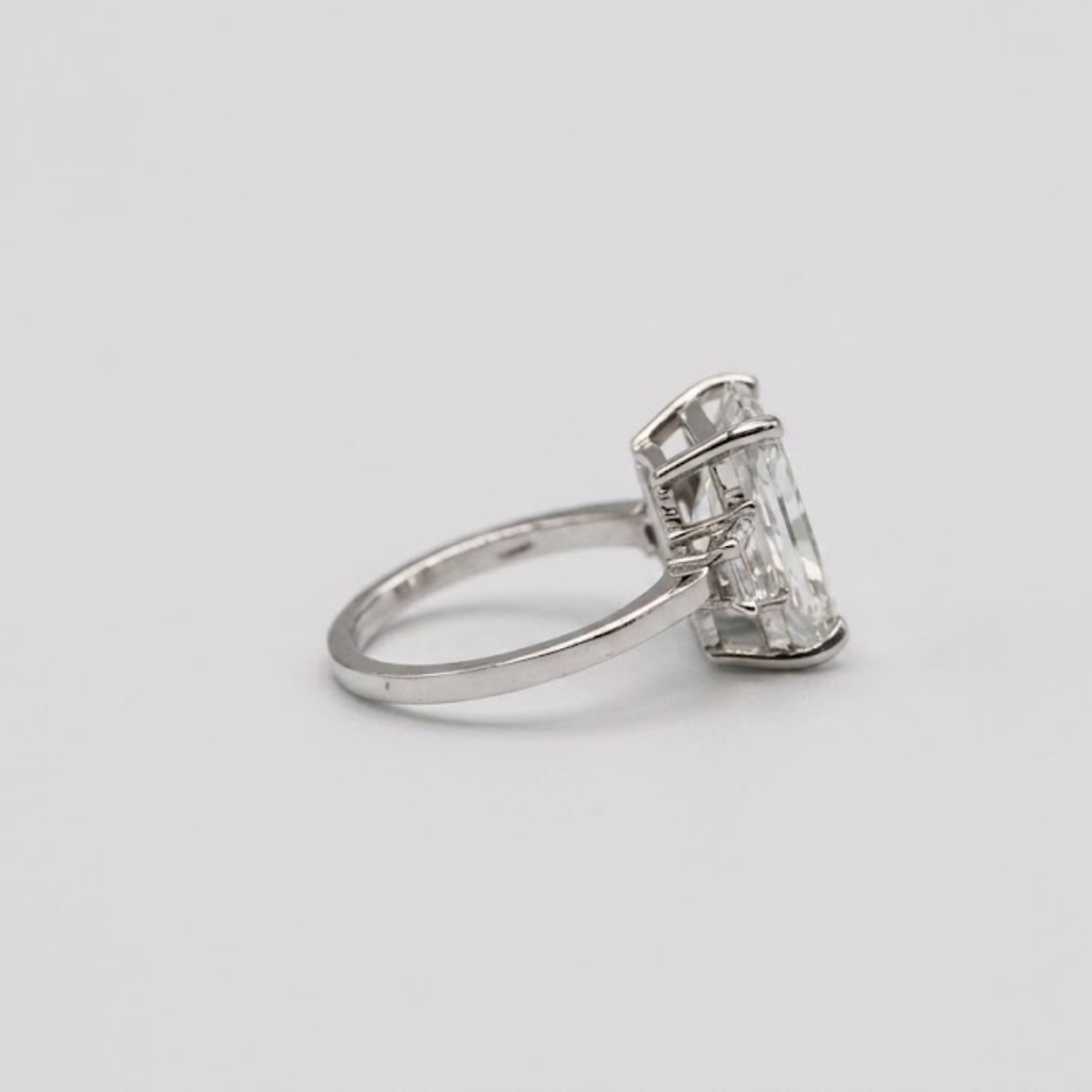 2.00tcw (VS-EF) Princess Cut Lab-Grown Diamond Pavé Engagement Ring in Gold