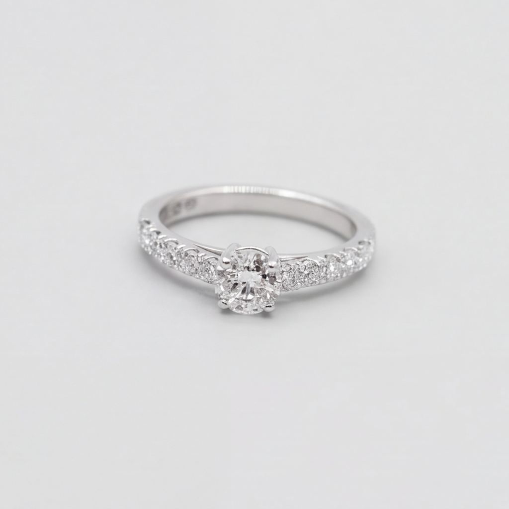 1.00tcw  (VS- EF) Round Brilliant Lab-Grown Diamond Pavé Engagement Ring in Gold
