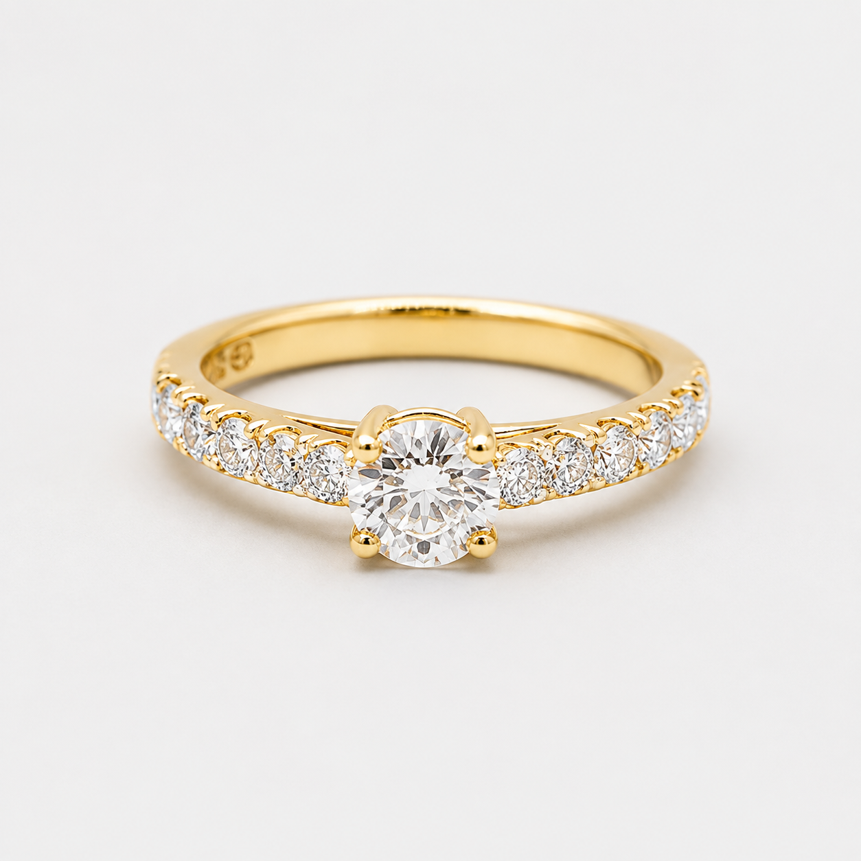 1.00tcw  (VS- EF) Round Brilliant Lab-Grown Diamond Pavé Engagement Ring in Gold
