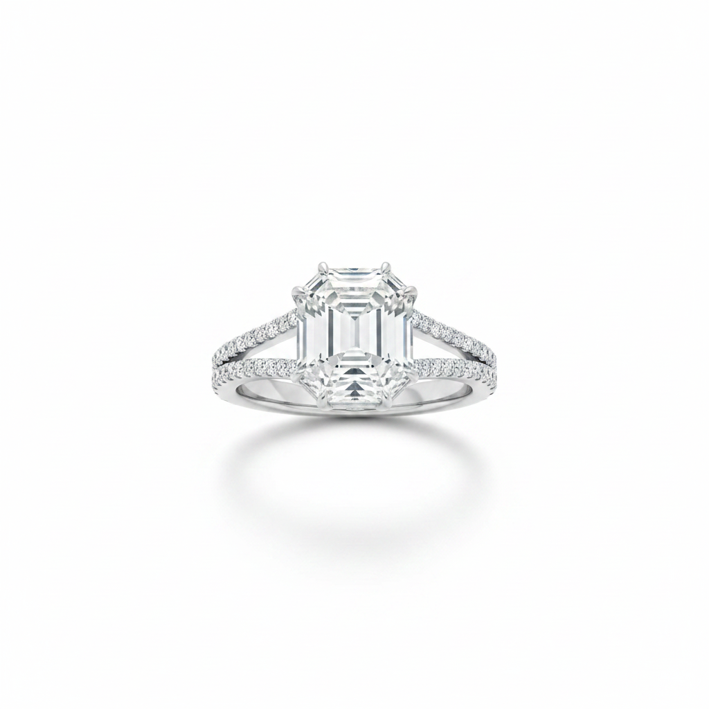 3.00tcw (VS- EF) Baguette & Round Lab-Grown Diamond Halo Ring in Gold