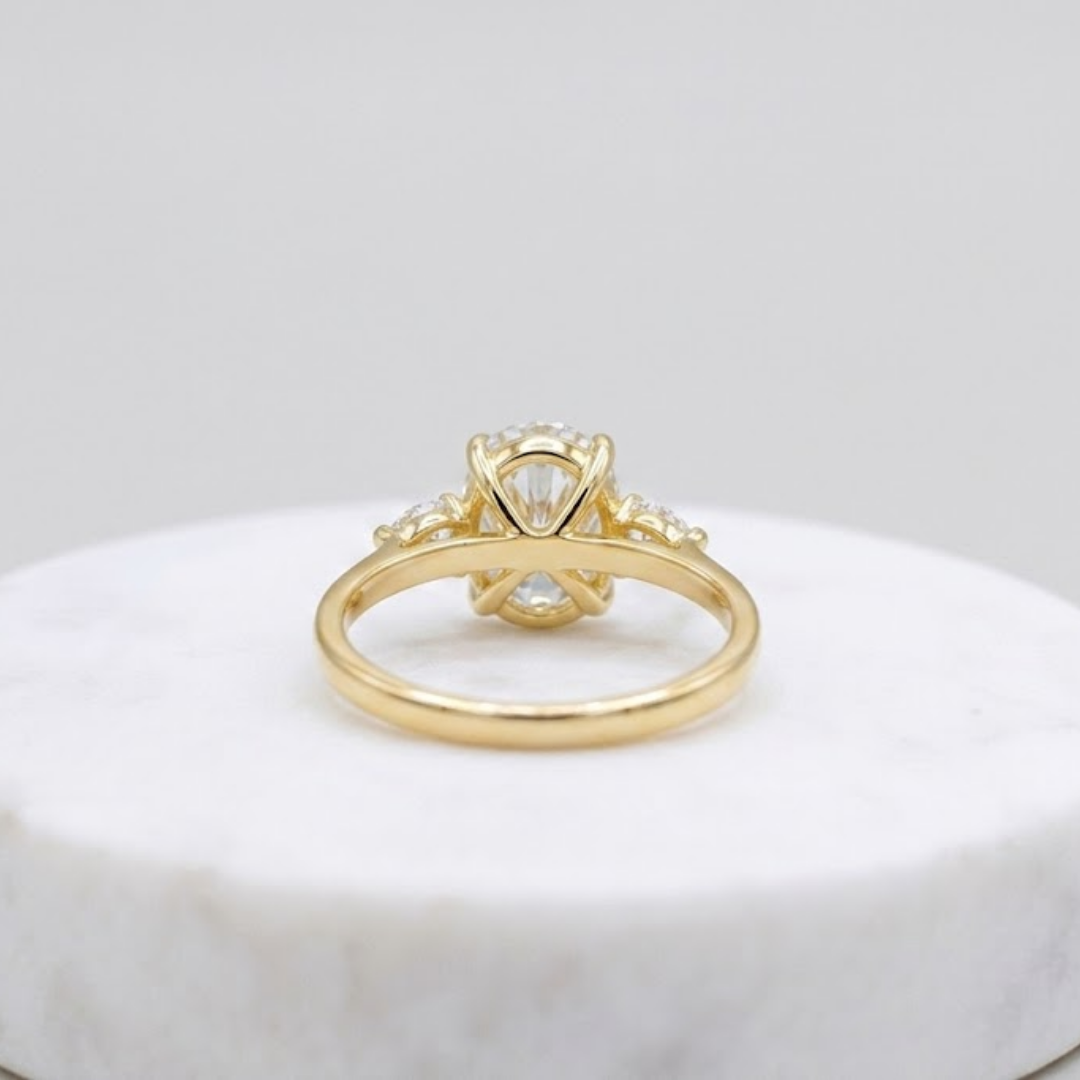2.00tcw (VS- EF) Oval Cut Three Stone Diamond Engagement Ring in Gold