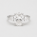 2.00tcw (VS- EF) Oval Cut Three Stone Diamond Engagement Ring in Gold
