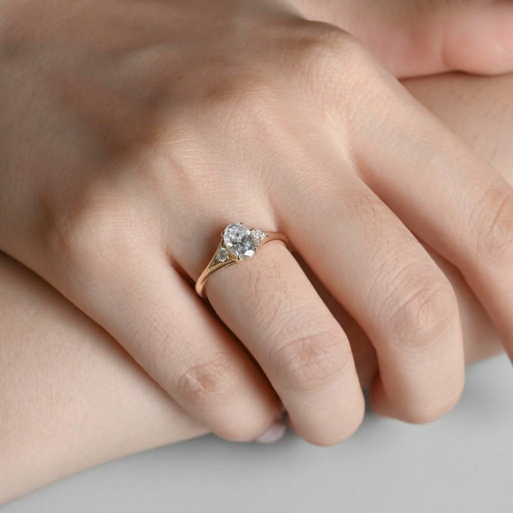 1.2 Ct. Lab-Grown Diamond Three Stone Diamond Oval Cut Ring (VS-EF)