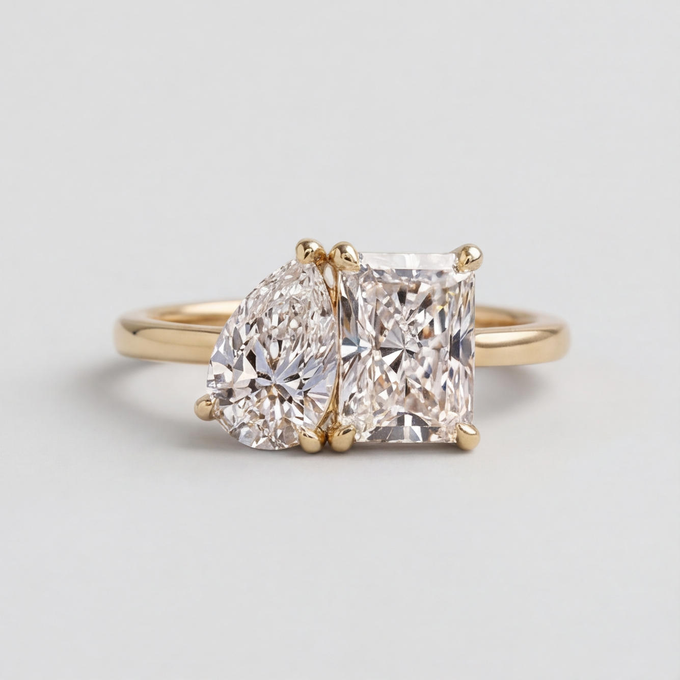 2 Ct. Lab-Grown Diamond Toi et Moi Pear & Radiant Cut (VS-EF)