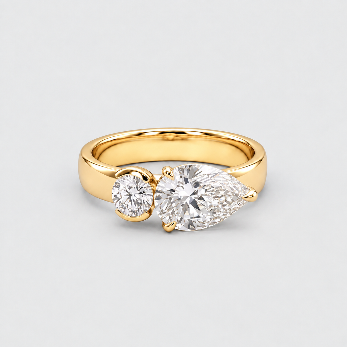 2.5 Ct. Lab-Grown Diamond Toi et Moi Ring Pear & Round Cut (EF/VVS-VS)