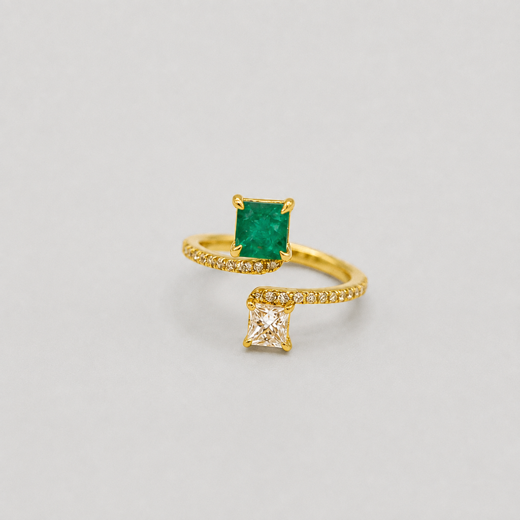 2.75 Ct. Emerald Cut Multi Cut Toi et Moi Ring