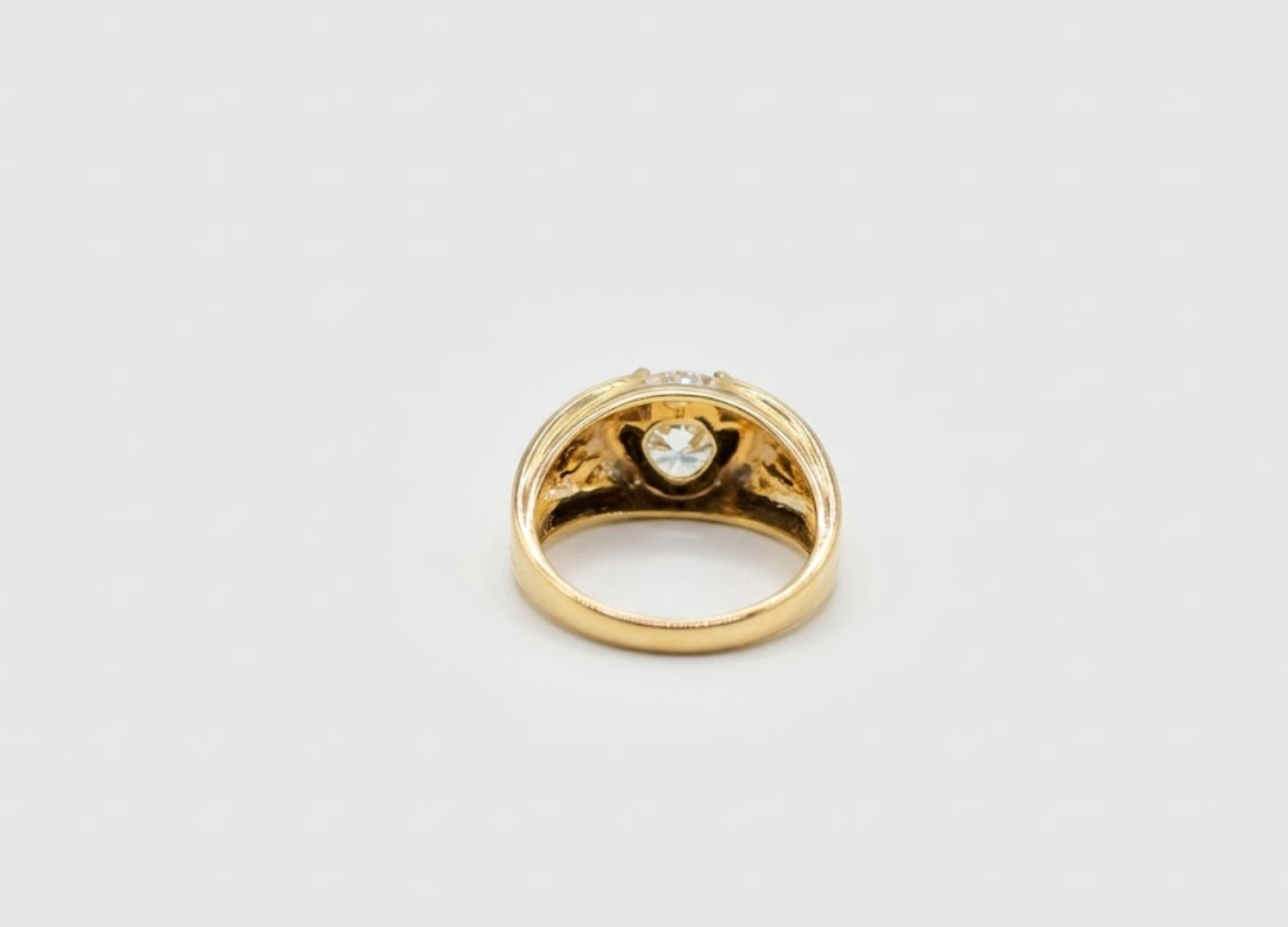 2 Ct. Lab-Grown Diamond Round Cut Solitaire Men Ring (VS-EF)