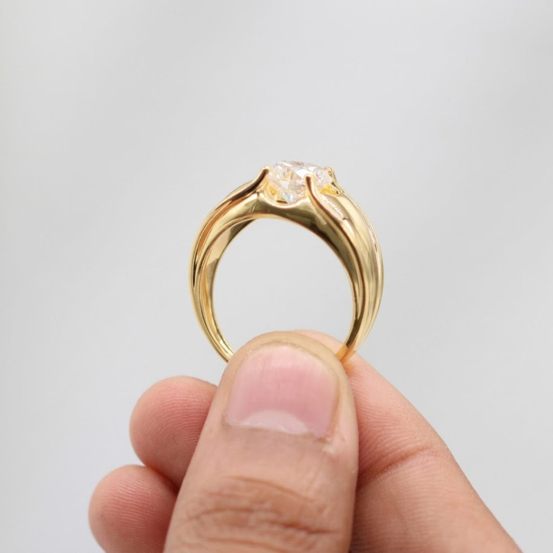 2 Ct. Lab-Grown Diamond Round Cut Solitaire Men Ring (VS-EF)