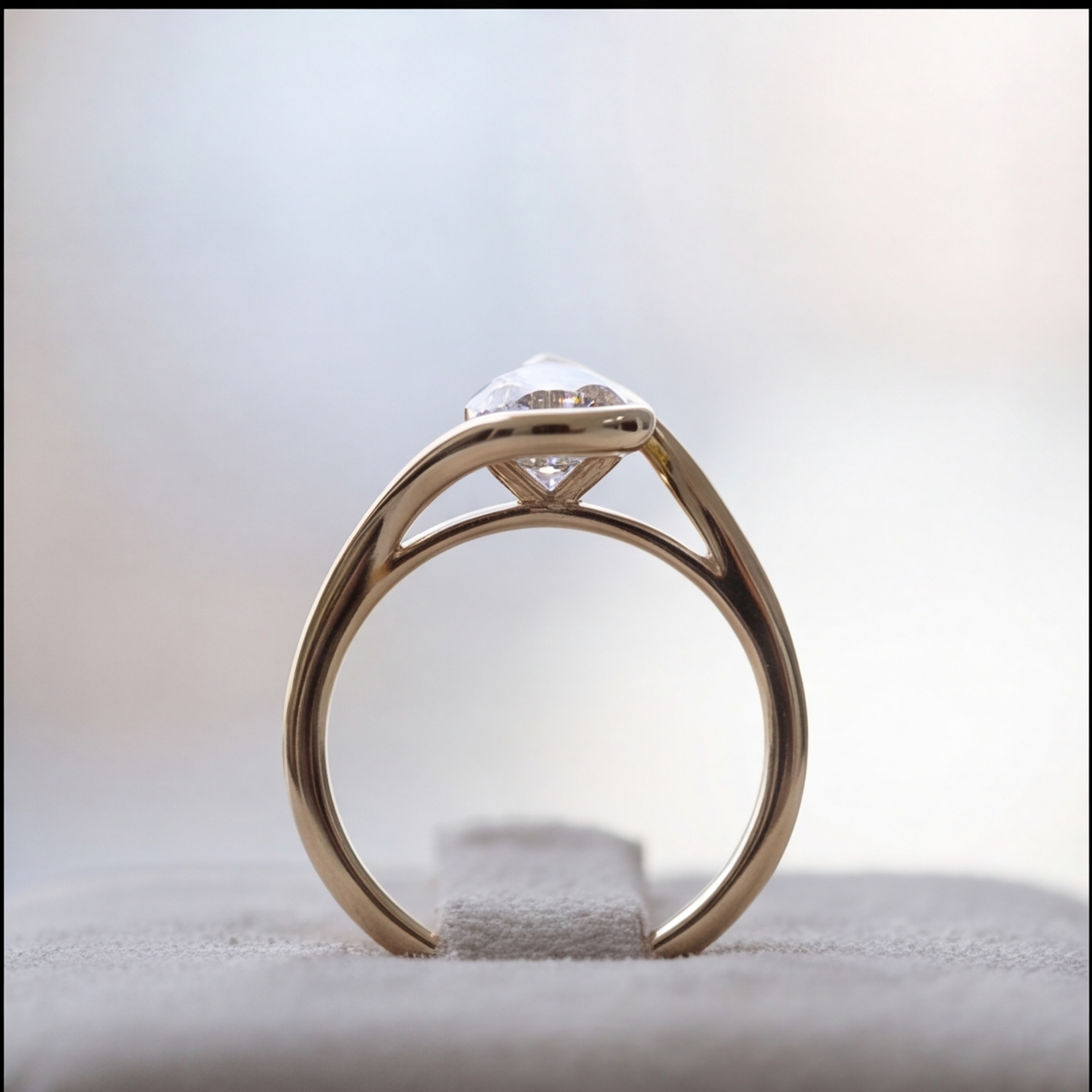 1 Ct. Lab-Grown Diamond Bezel Pear Cut Solitaire Ring (VS-EF)