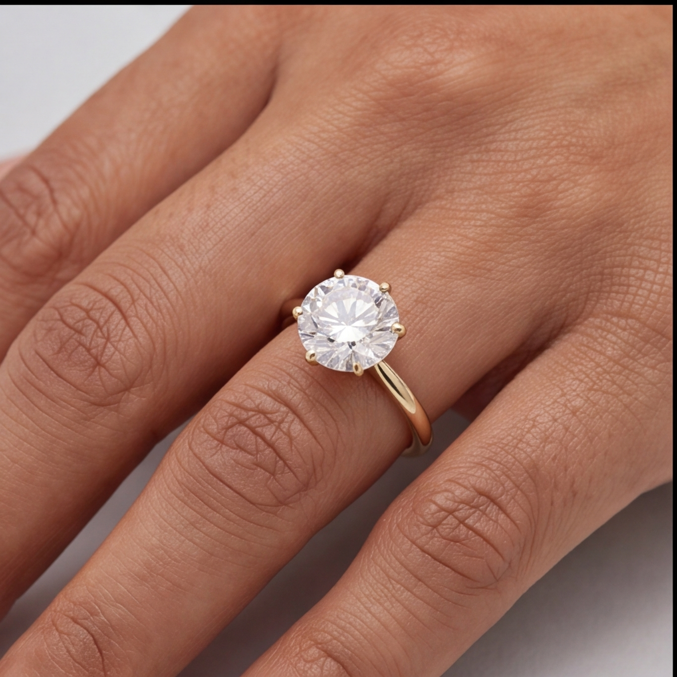 4 Ct. Lab-Grown Diamond Round Brilliant Cut Solitaire Ring (EF-VS)