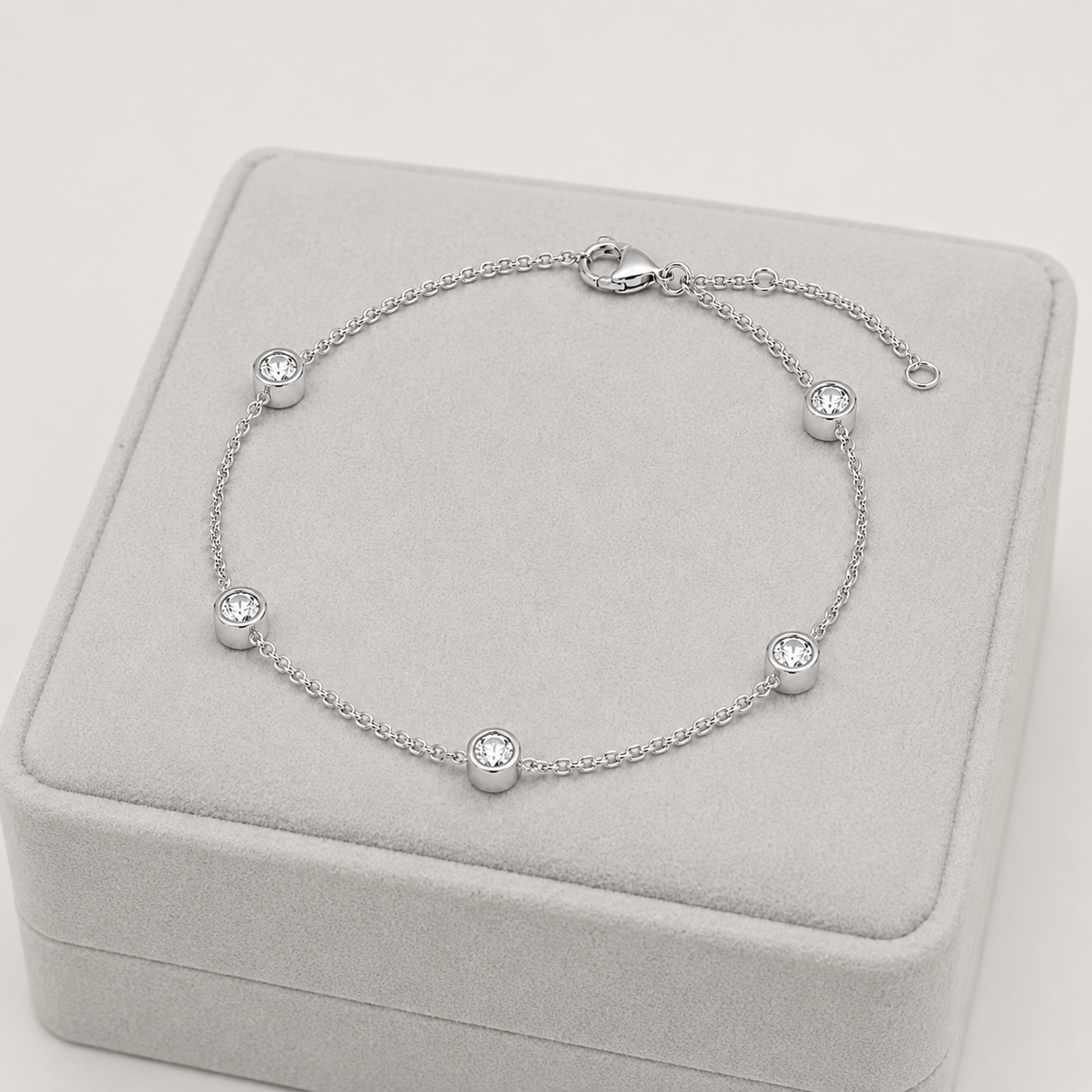 Lab Grown Diamond Round Station Bracelet 0.75 Ct. (EF-VS SI)