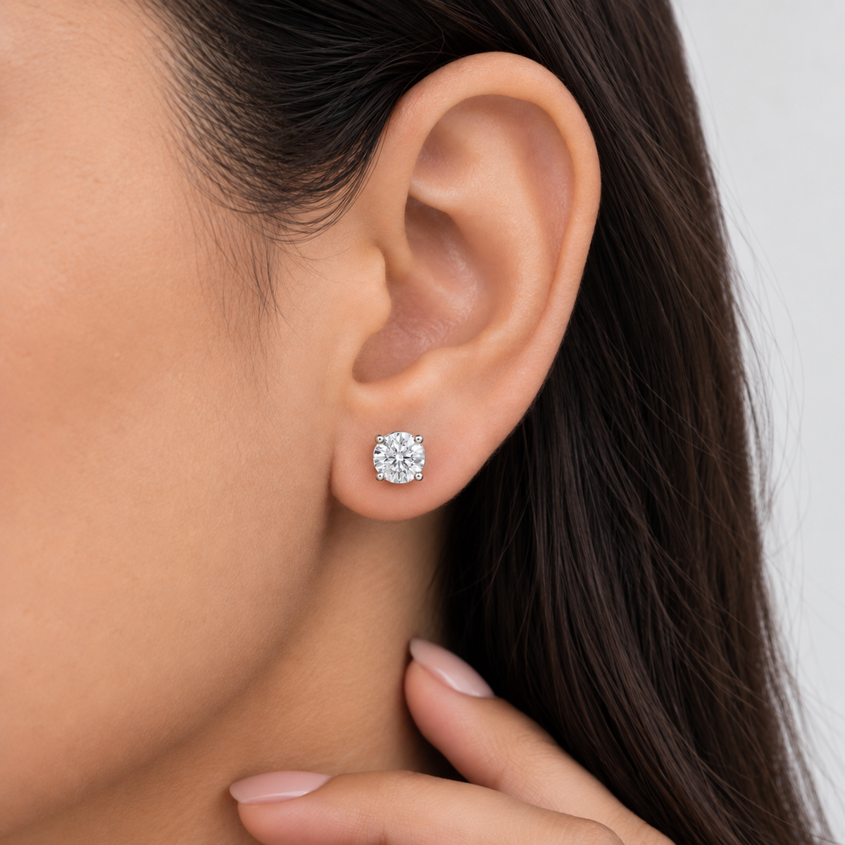 1.5 Ct. Lab Grown Diamond Stud Earrings Round Cut (EF/VVS-VS)