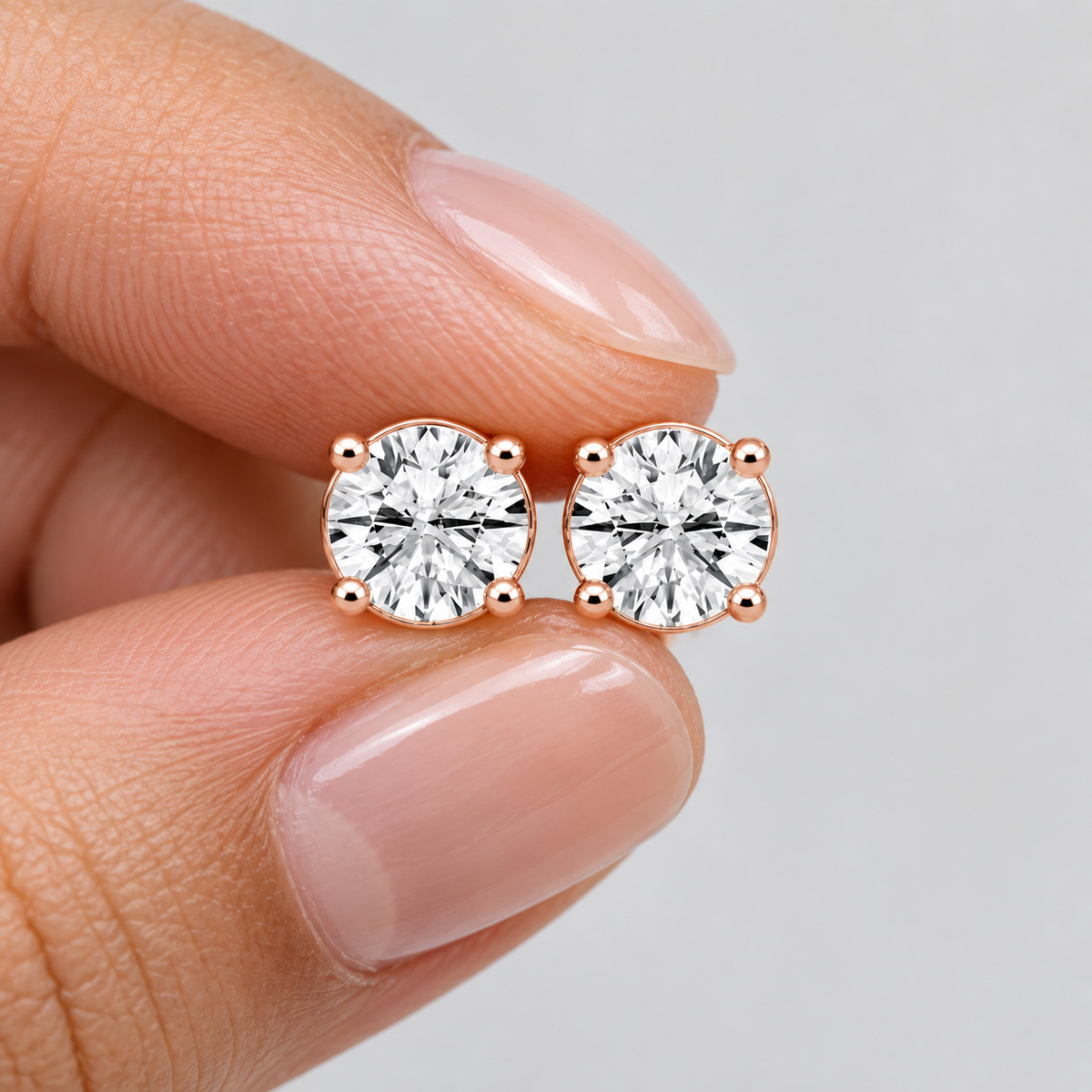 1.5 Ct. Lab Grown Diamond Stud Earrings Round Cut (EF/VVS-VS)