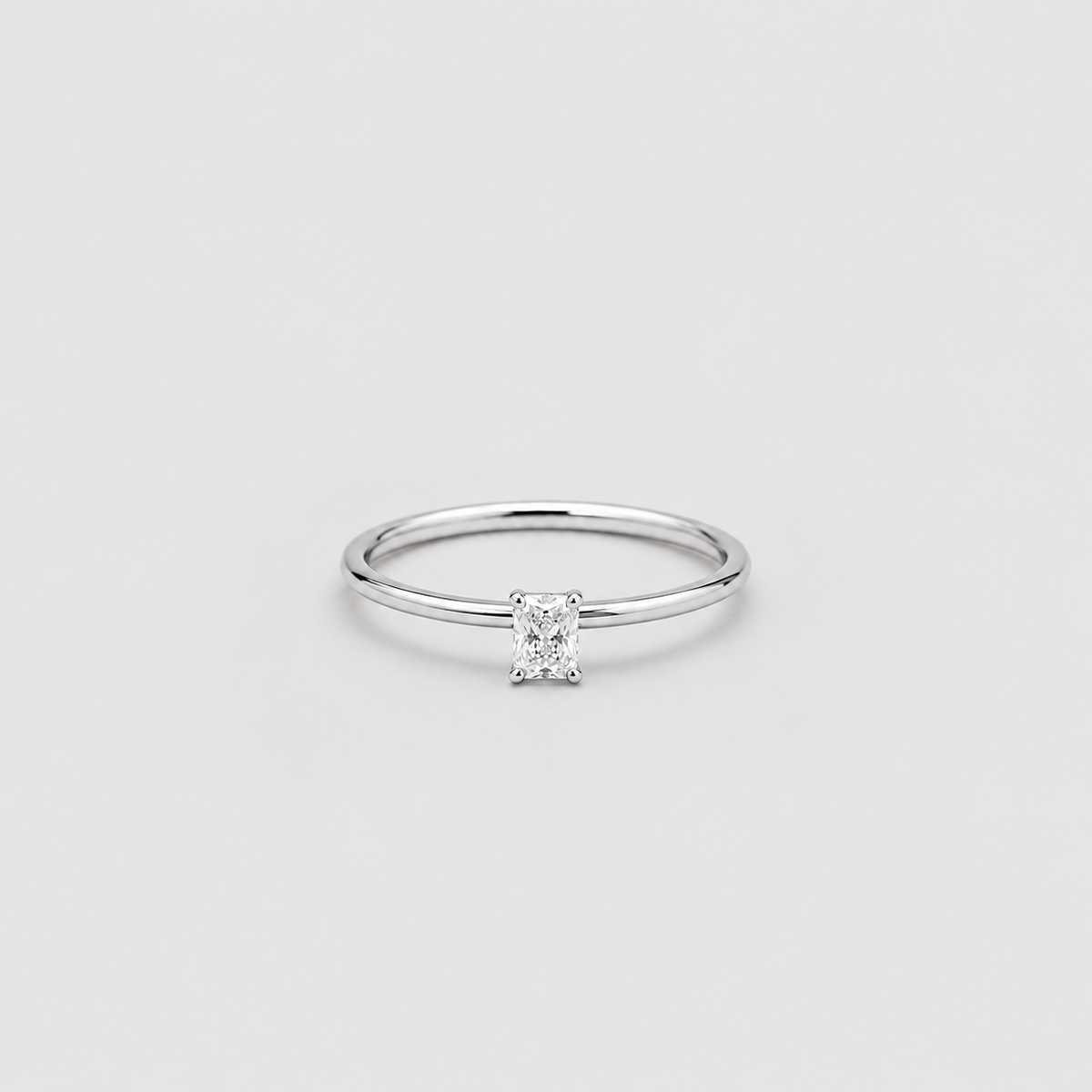Lab-Grown Diamond Ring Radiant-Cut Diamond 0.25 Ct. (EF/VVS-VS)