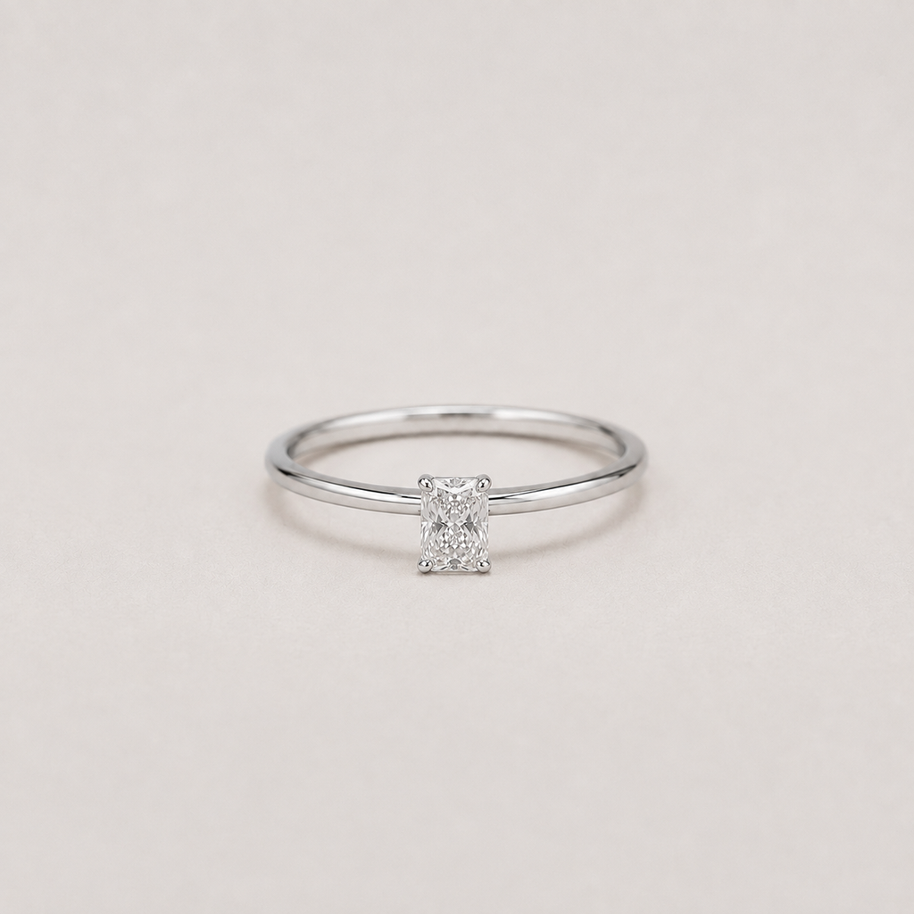 Lab-Grown Diamond Ring Radiant-Cut Diamond 0.50 Ct. (VS-EF)