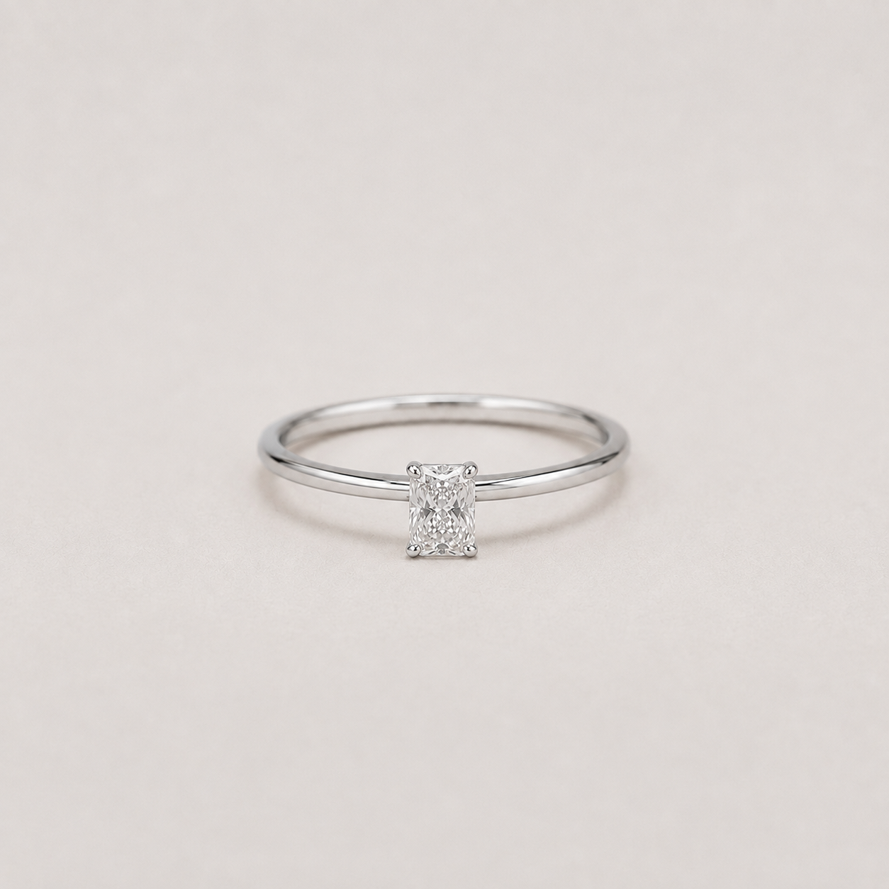 Lab-Grown Diamond Ring Radiant-Cut Diamond 0.50 Ct. (VS-EF)