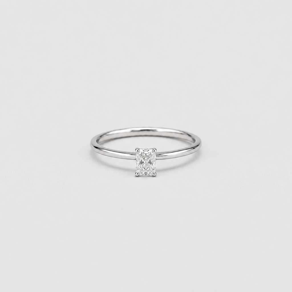 Lab-Grown Diamond Ring Radiant-Cut Diamond 0.50 Ct. (EF/VVS-VS)