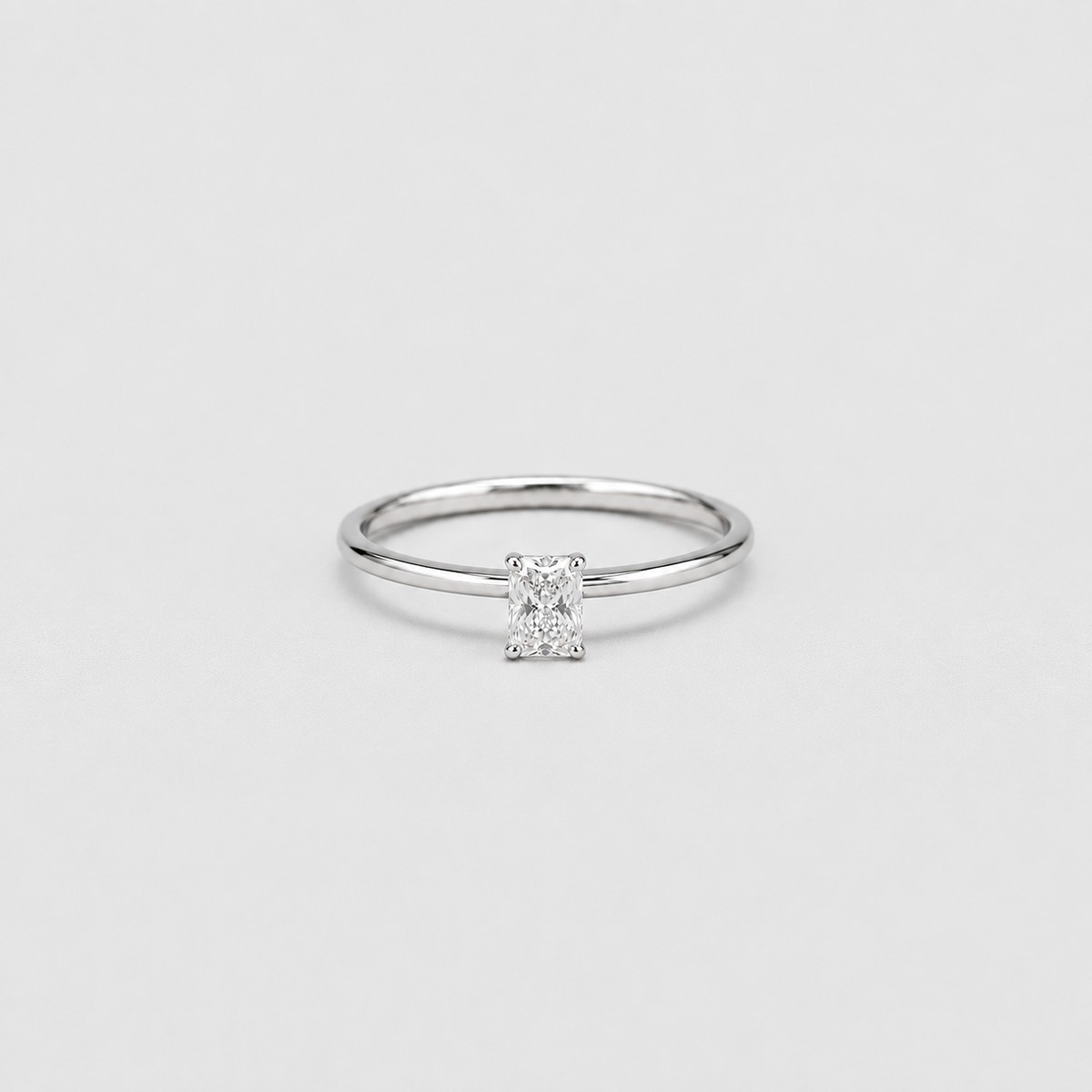 Lab-Grown Diamond Ring Radiant-Cut Diamond 0.50 Ct. (EF/VVS-VS)