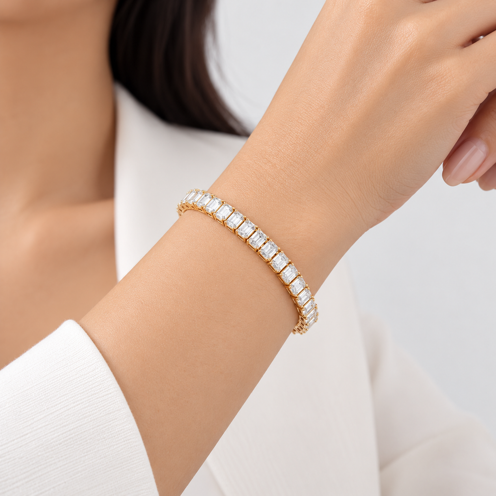 10 Ct. Lab Grown Diamond Emerald Cut Tennis Bracelet (EF/VVS-VS)