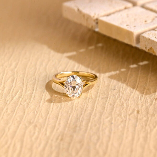 1CT Oval Cut Lab Grown/CVD Diamond Women's Valentine Gift Ring 14K Yellow Gold