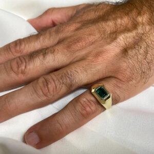 2.5 ct Lab Grown Emerald Men's Ring - Image 3