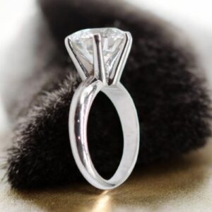 2 ct Lab Grown Solitaire diamond Ring - Image 5