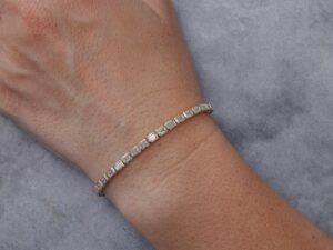 10 ct Emerald Cut Lab Grown Diamond Men's Tennis Bracelet - Image 4