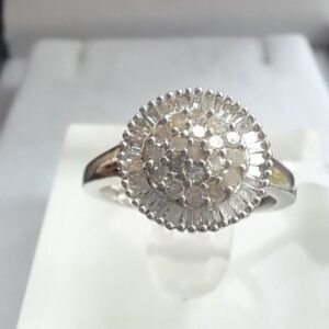 0.80 ct Lab Grown Diamond Cluster Ring - Image 3