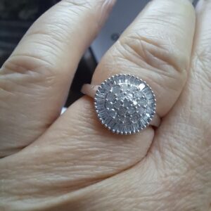 0.80 ct Lab Grown Diamond Cluster Ring - Image 4
