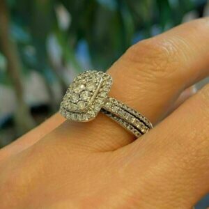 1.5 ct Lab Grown Diamond Cluster Ring - Image 4