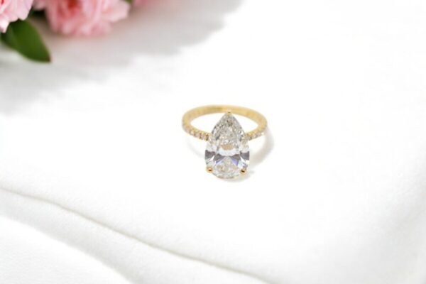 3.20 ct Lab Grown Pear Cut Accented With Solitaire Diamond Ring