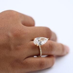 3.20 ct Lab Grown Pear Cut Accented With Solitaire Diamond Ring - Image 5