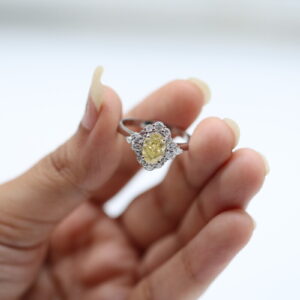 2.14 ct Lab Grown Accented With Solitaire Diamond Ring - Image 2
