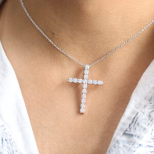 2.50 ct Lab Grown Diamond Unisex Cross Pendant with Chain